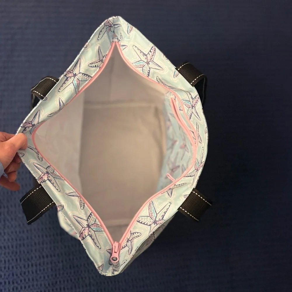 Scout Daytripper Tote in Starfish Pattern - Picture 6 of 7